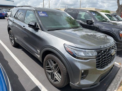 2025 Ford Explorer ST-Line