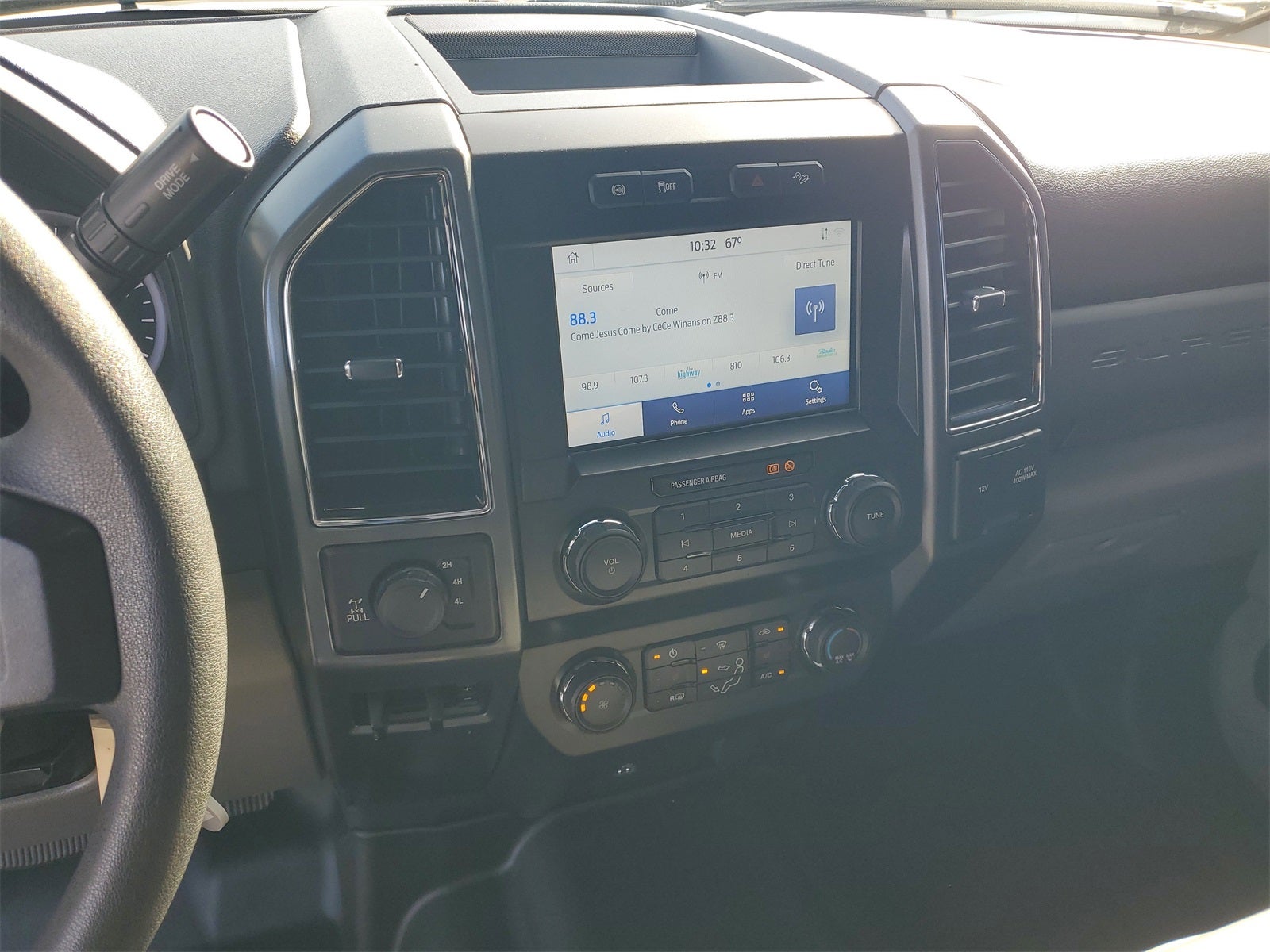 2022 Ford F-350SD XLT