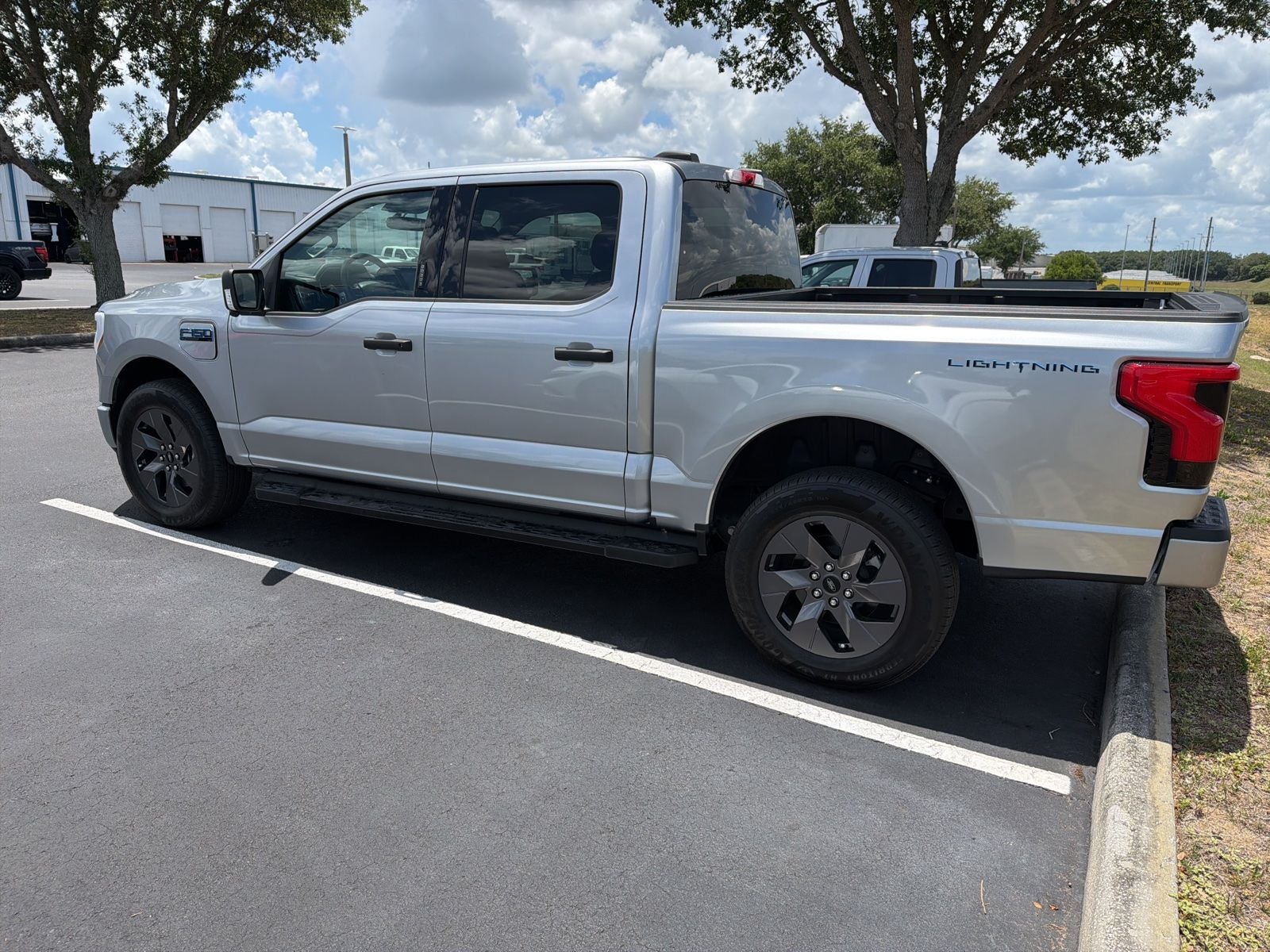2024 Ford F-150 Lightning XLT