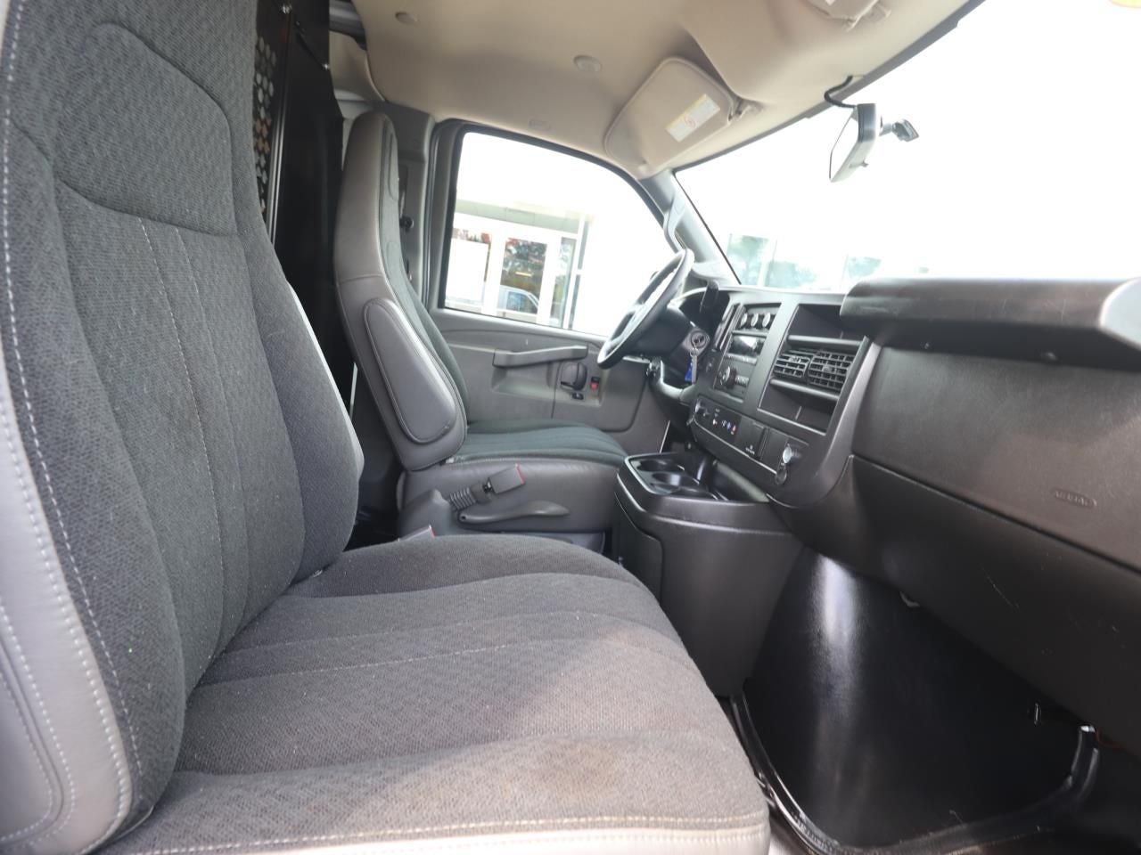 2025 Chevrolet Express 2500 Work Van Cargo