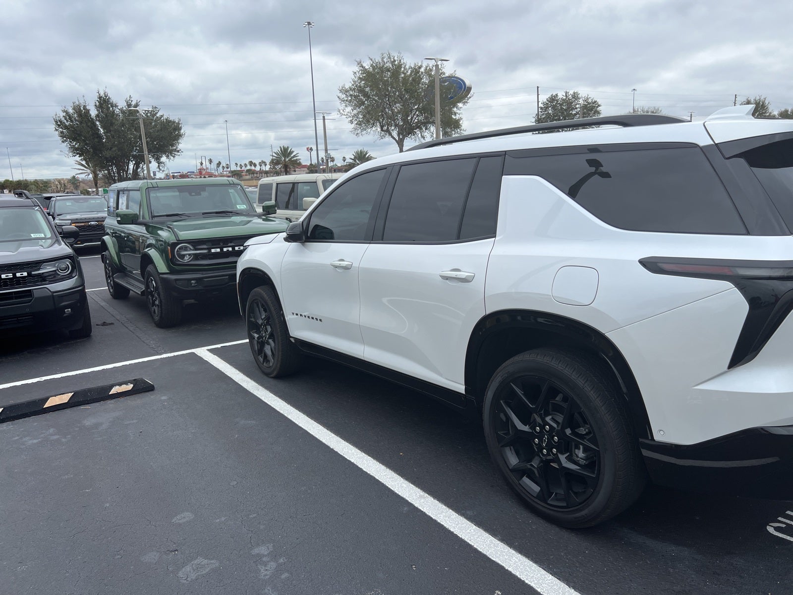 2025 Chevrolet Traverse RS