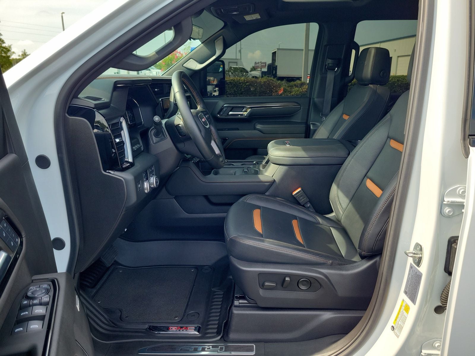 2024 GMC Sierra 2500HD AT4