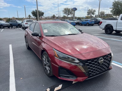 2023 Nissan Altima 2.0 SR