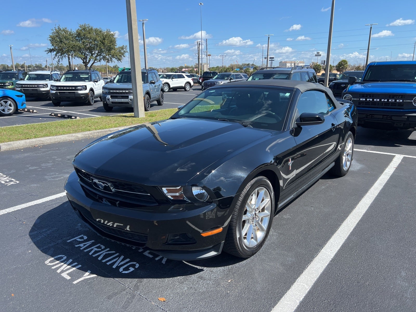 2011 Ford Mustang V6 Premium