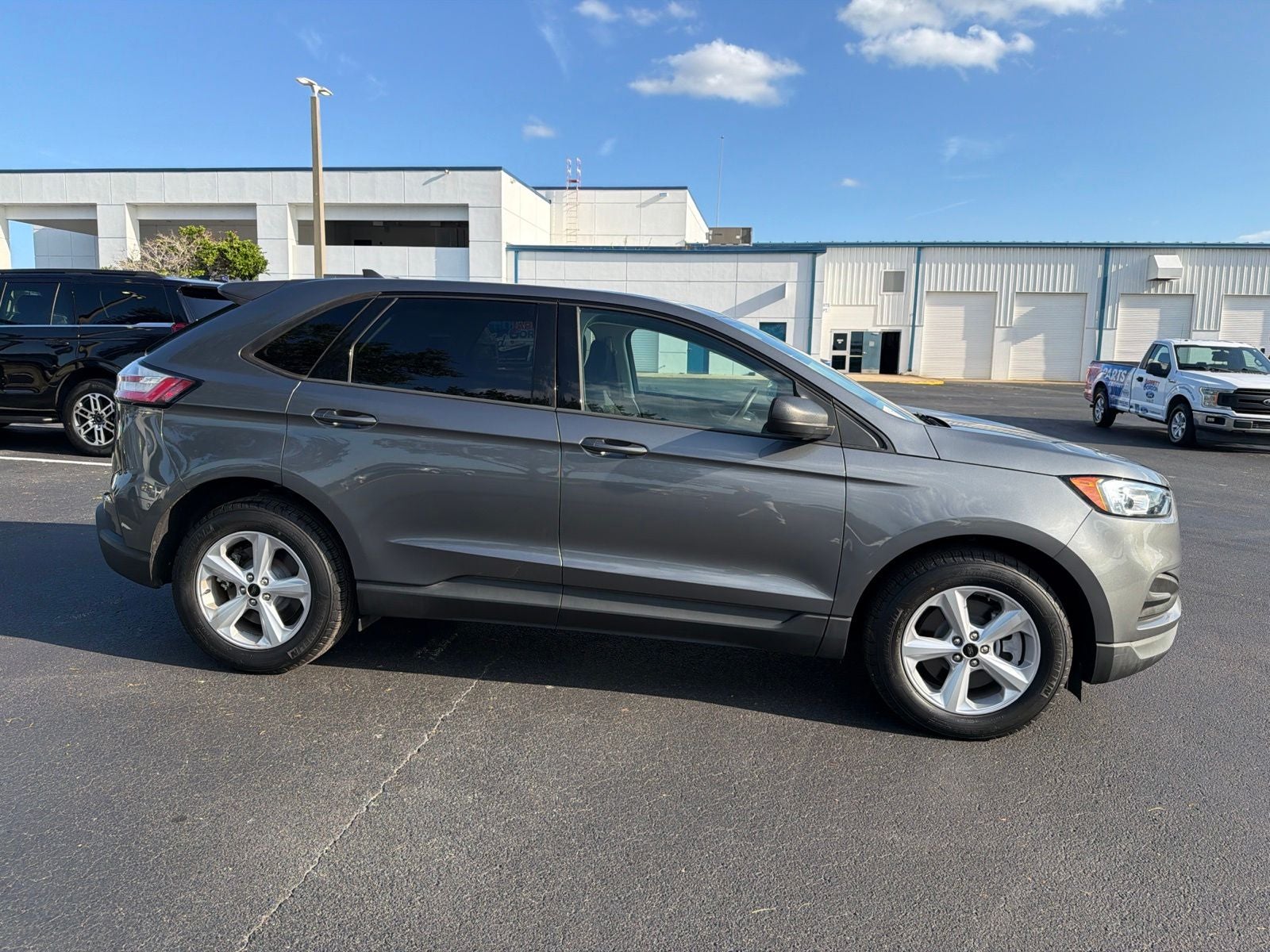 2024 Ford Edge SE