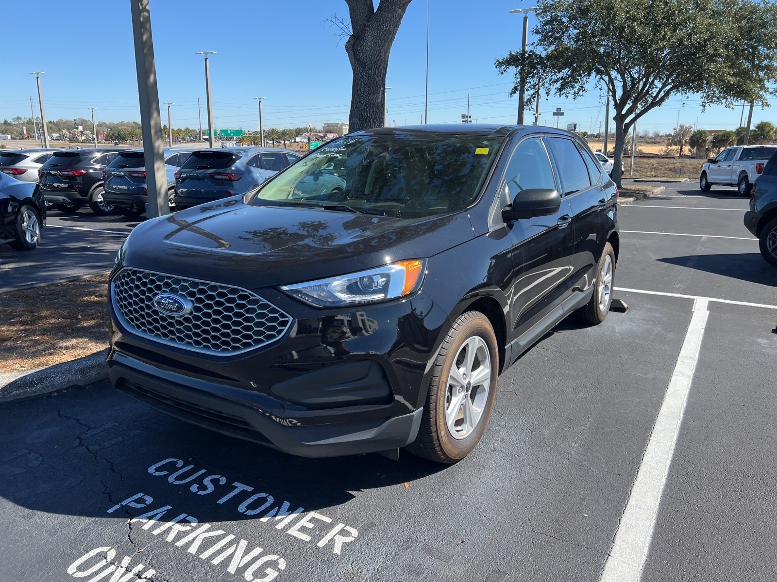 2024 Ford Edge SE