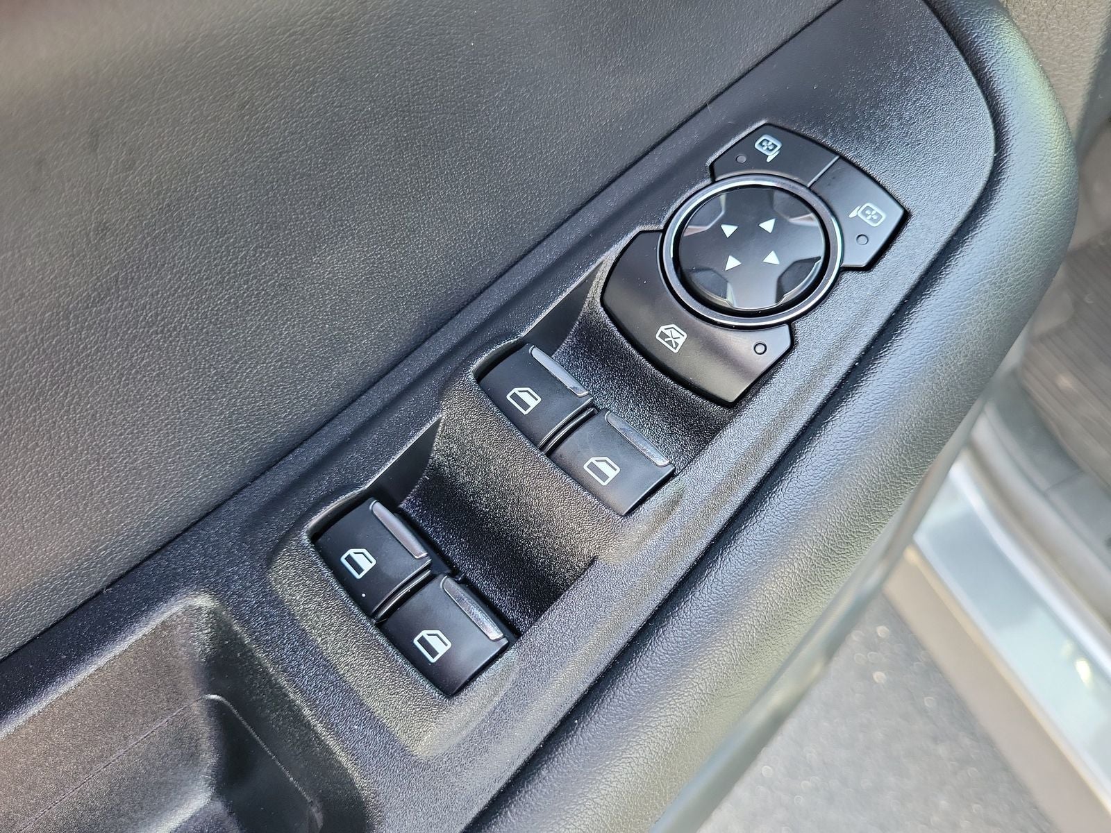 2024 Ford Edge SE