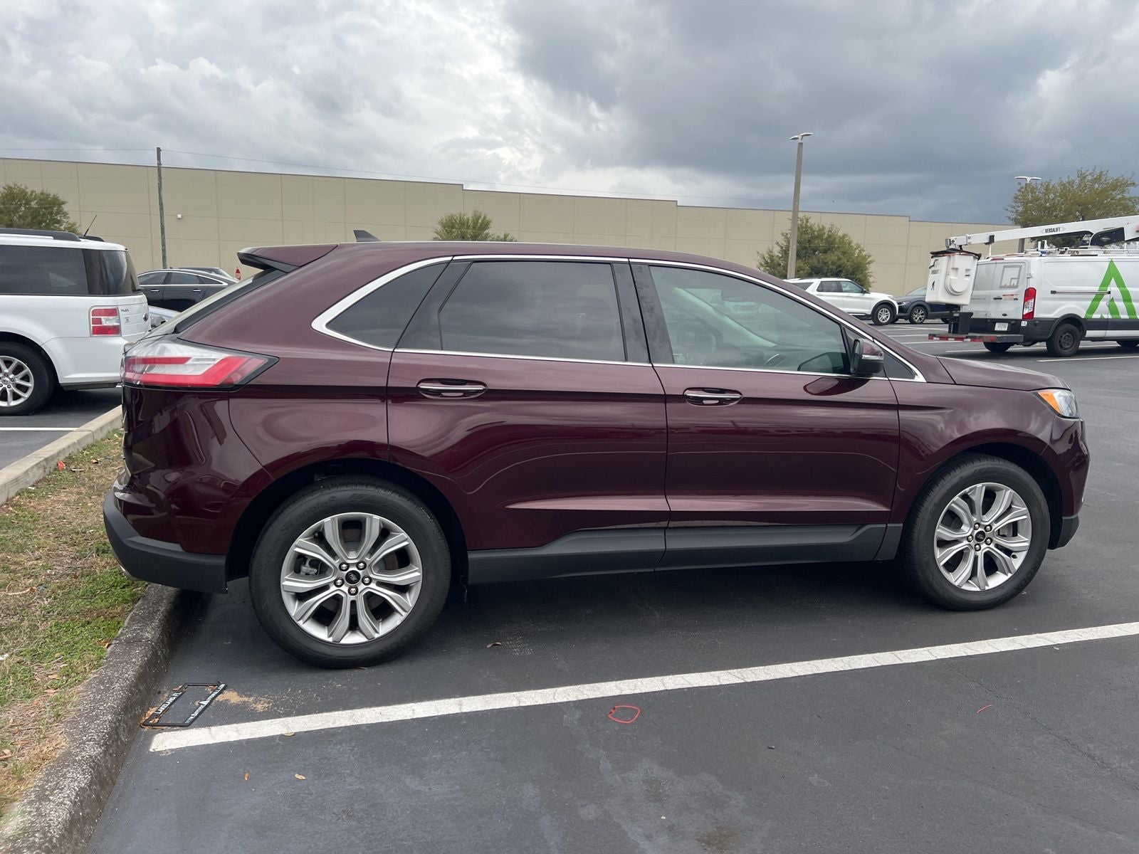 2024 Ford Edge Titanium