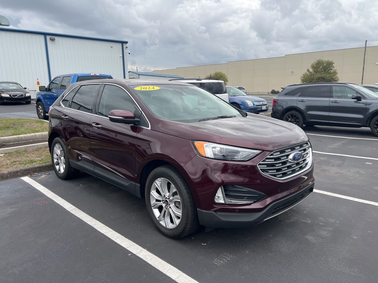 2024 Ford Edge Titanium