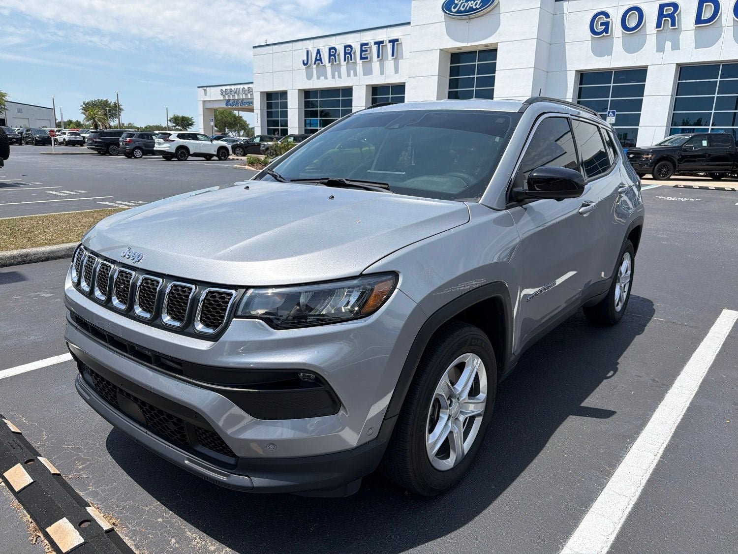 2023 Jeep Compass Latitude