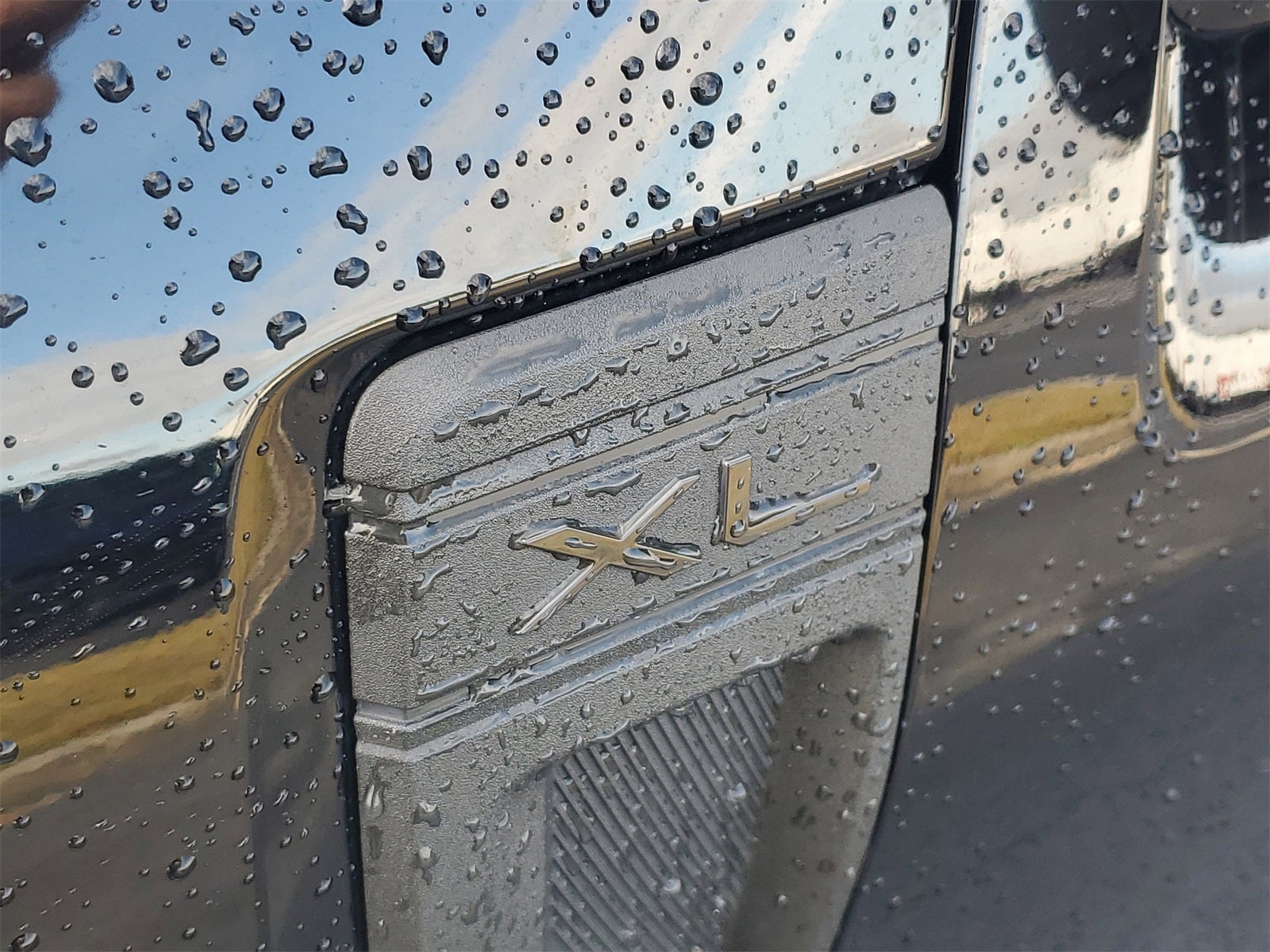 2024 Ford Maverick XL