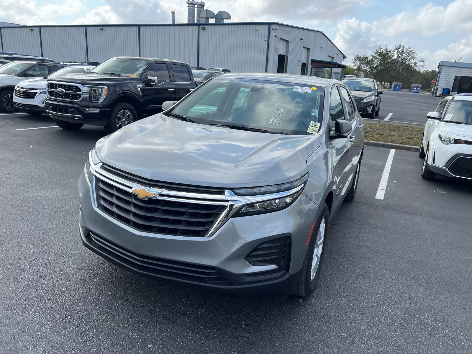 2024 Chevrolet Equinox LS