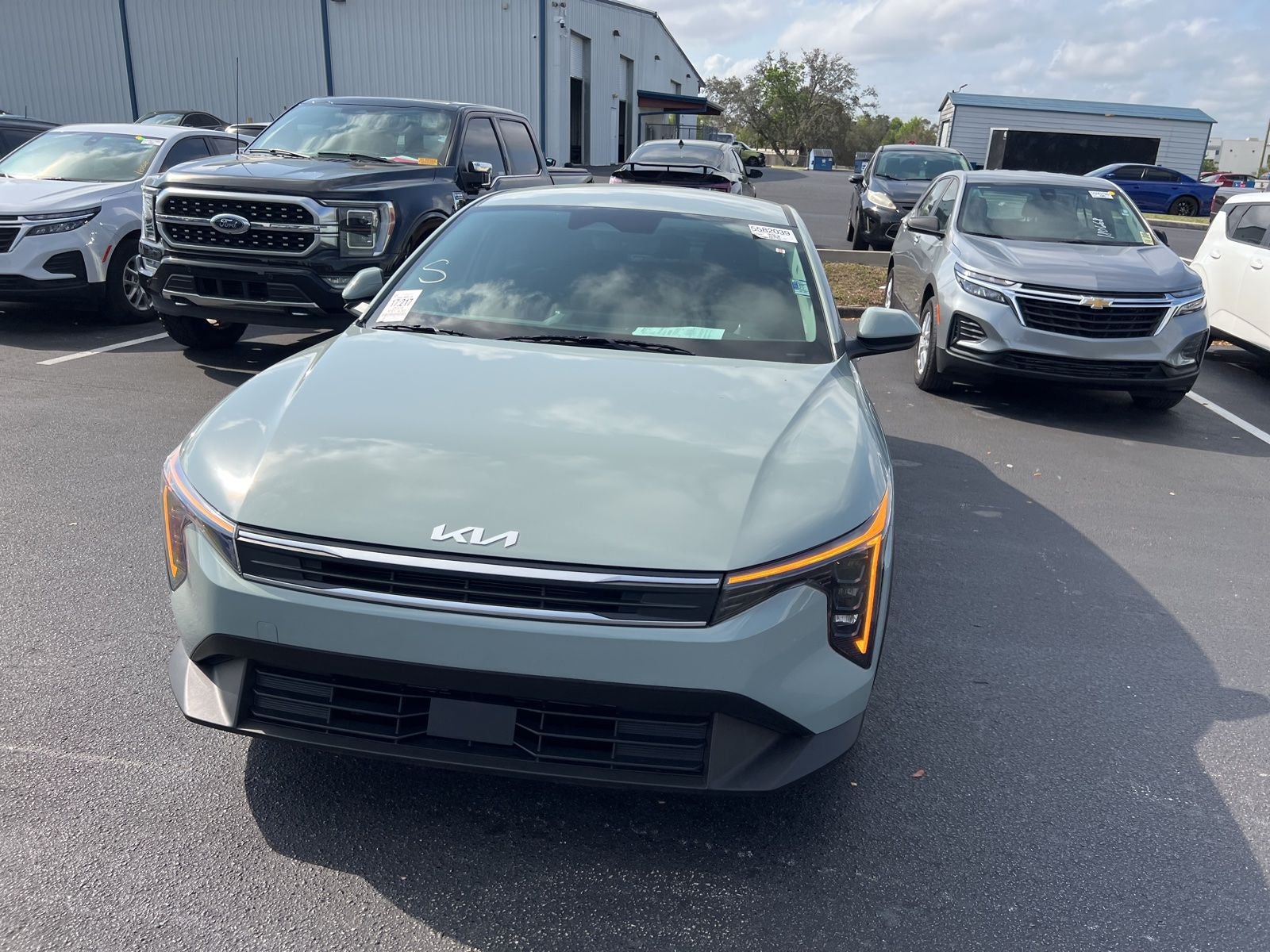2025 Kia K4 LXS