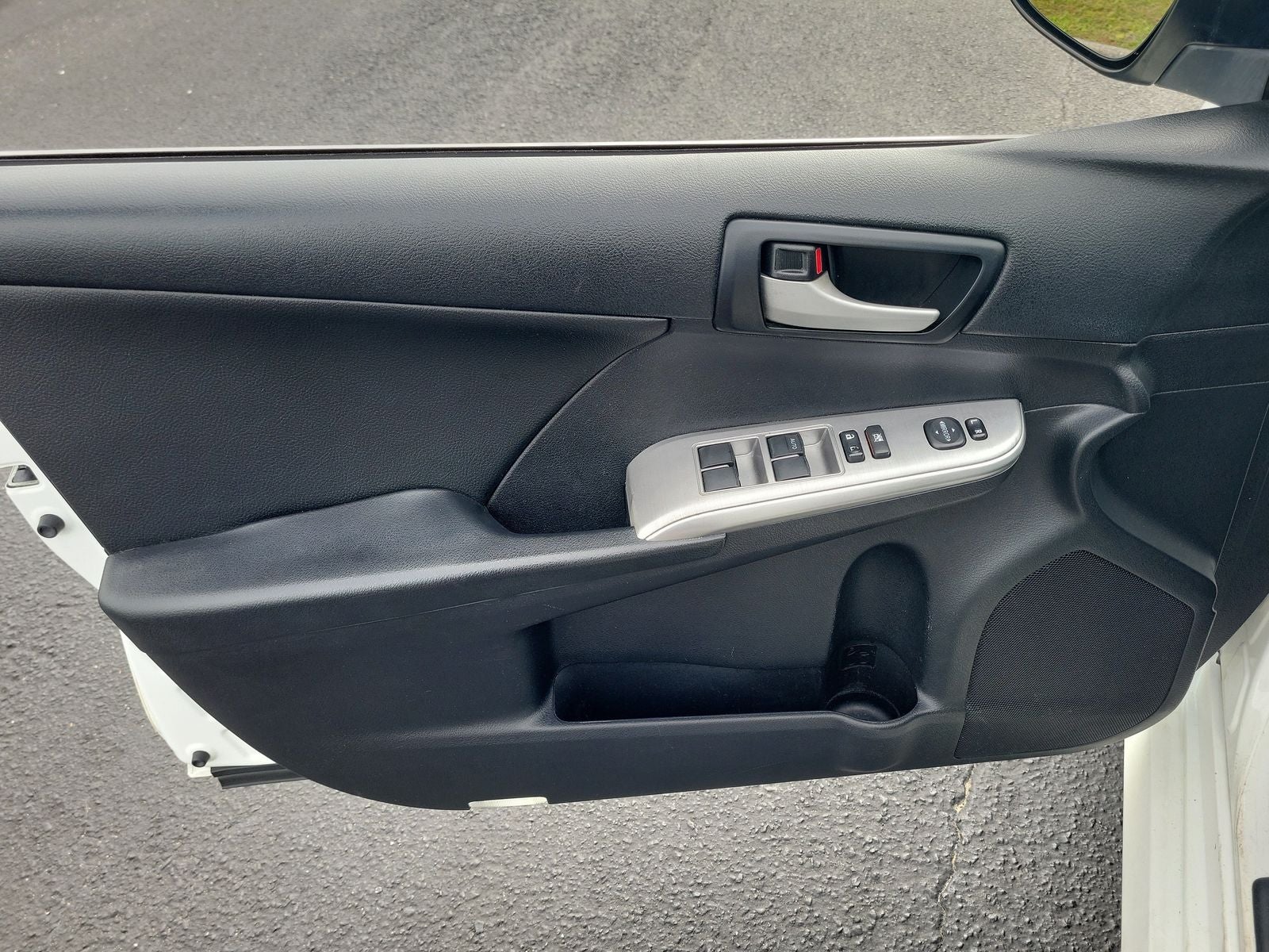 2014 Toyota Camry Hybrid SE Limited Edition