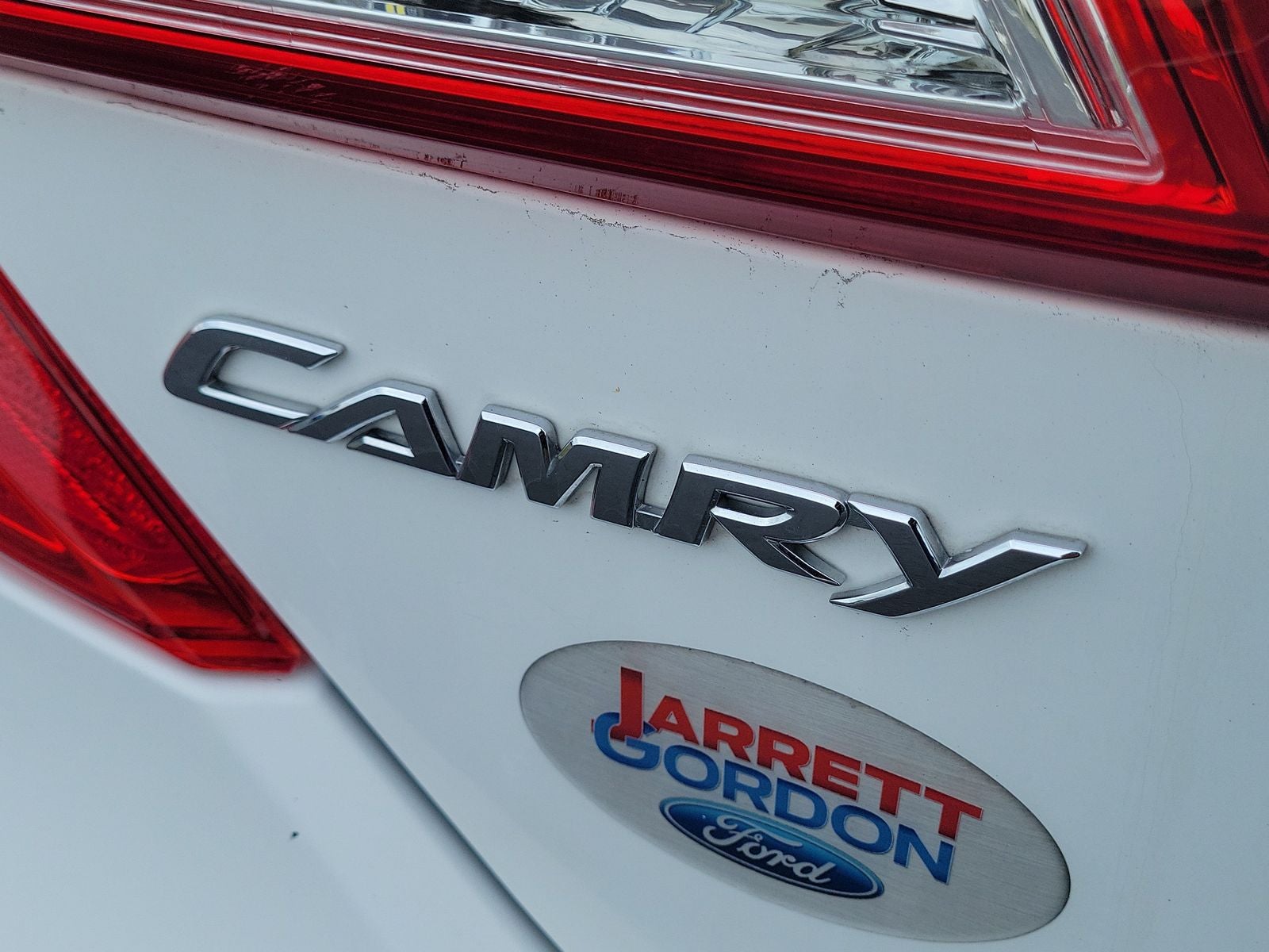 2014 Toyota Camry Hybrid SE Limited Edition