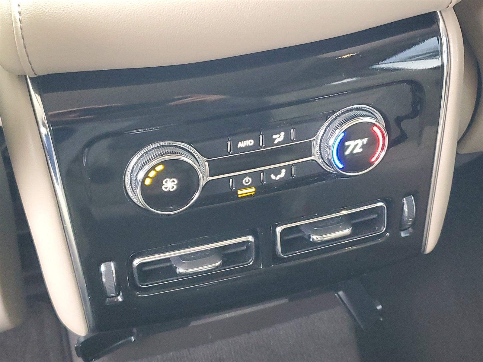 2023 Lincoln Aviator Standard