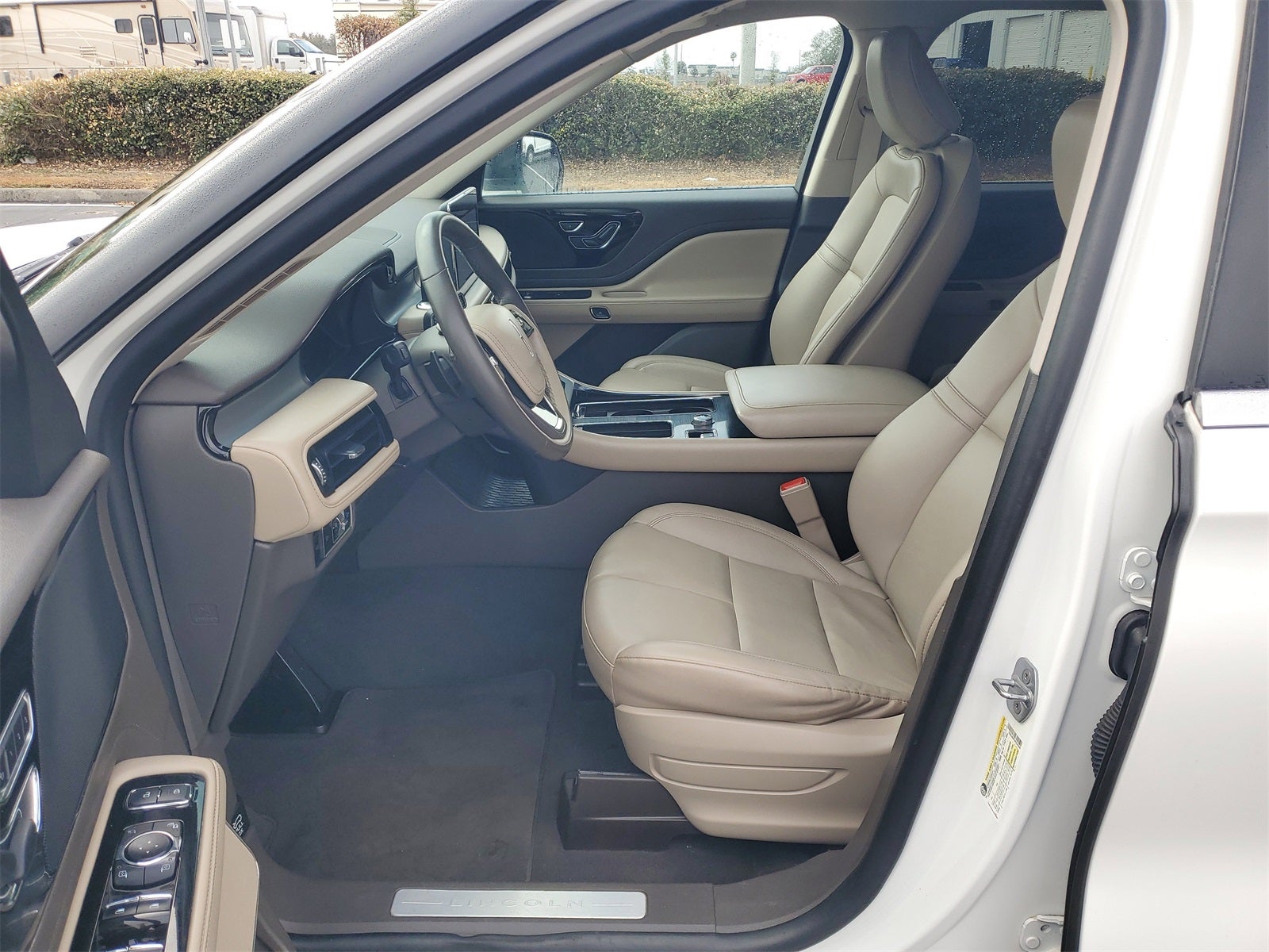 2023 Lincoln Aviator Standard