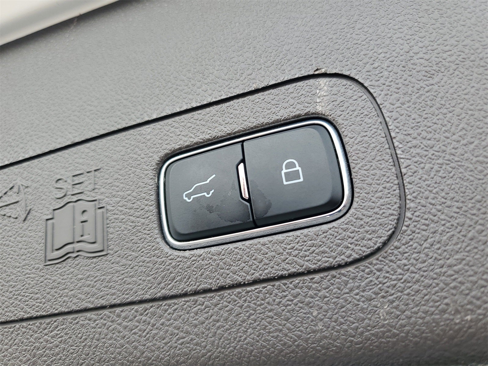 2023 Lincoln Aviator Standard