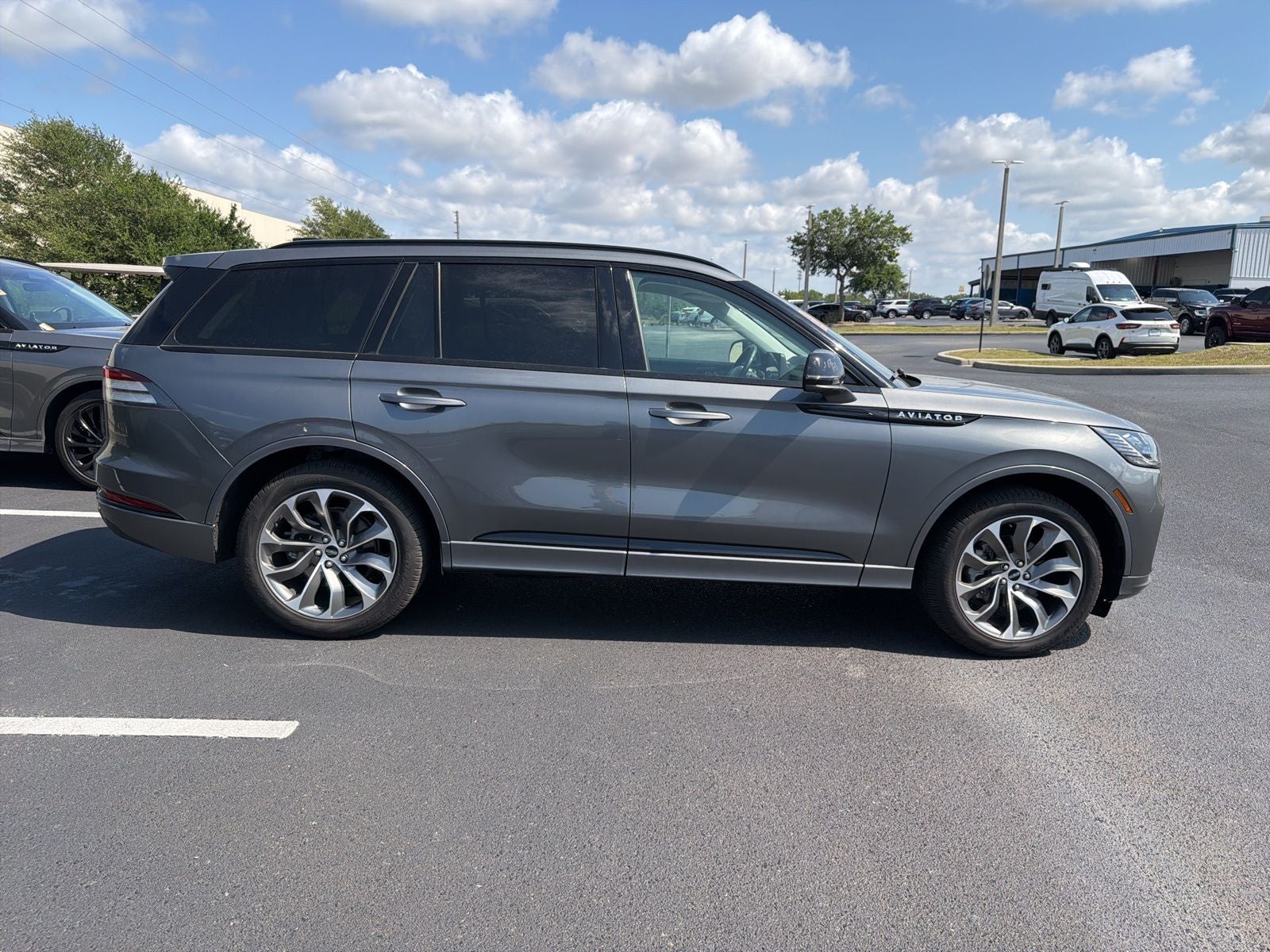 2025 Lincoln Aviator Premiere