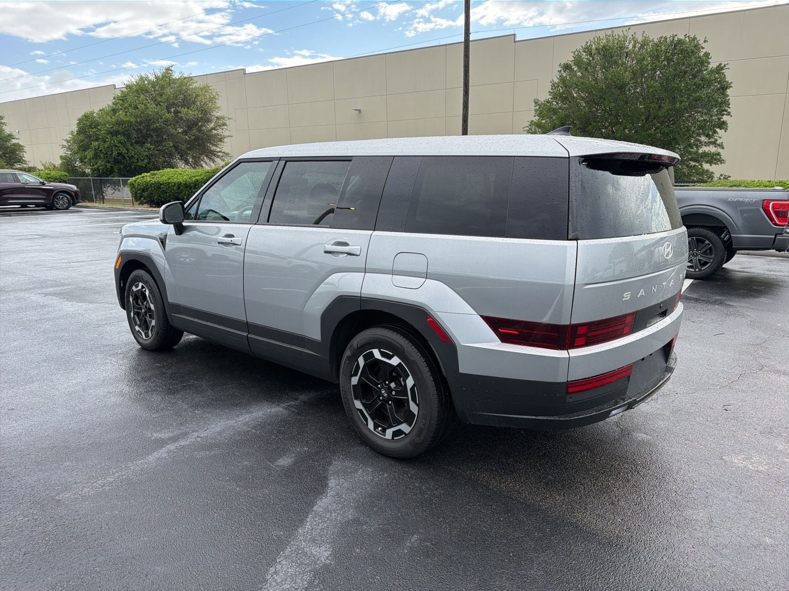 2026 Hyundai Santa Fe SE