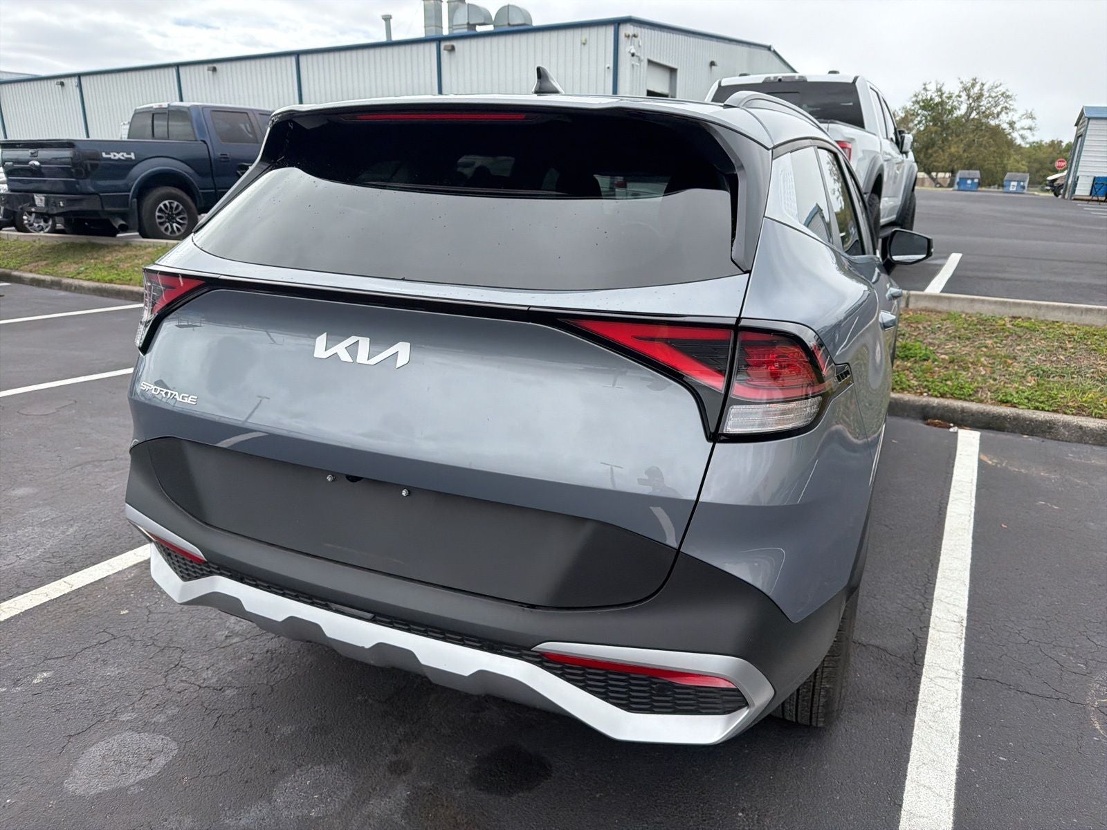 2025 Kia Sportage EX