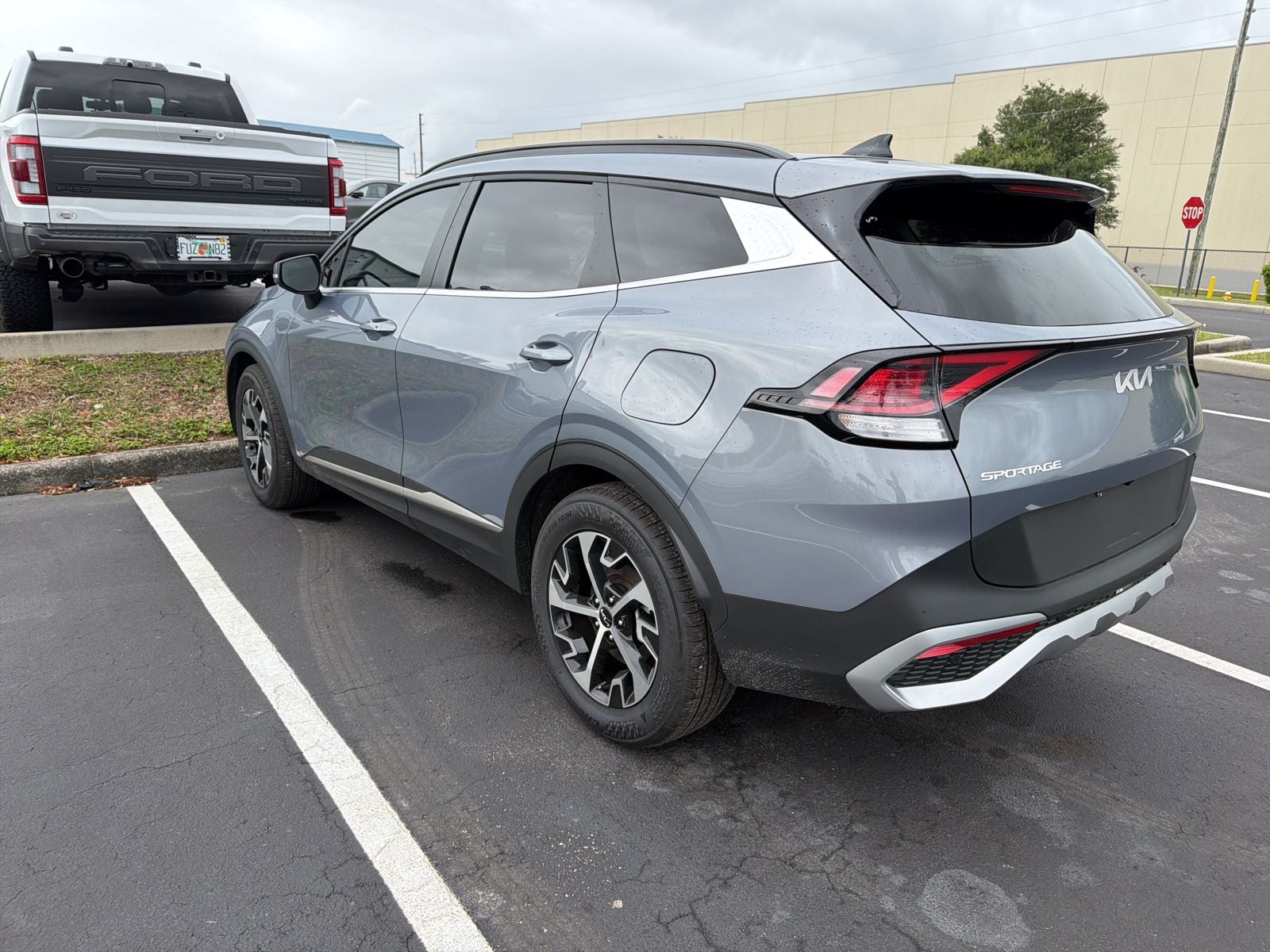 2025 Kia Sportage EX