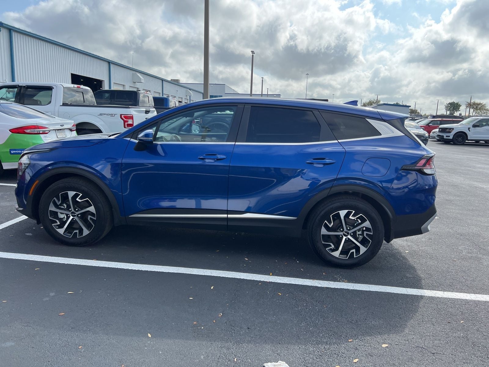 2025 Kia Sportage EX