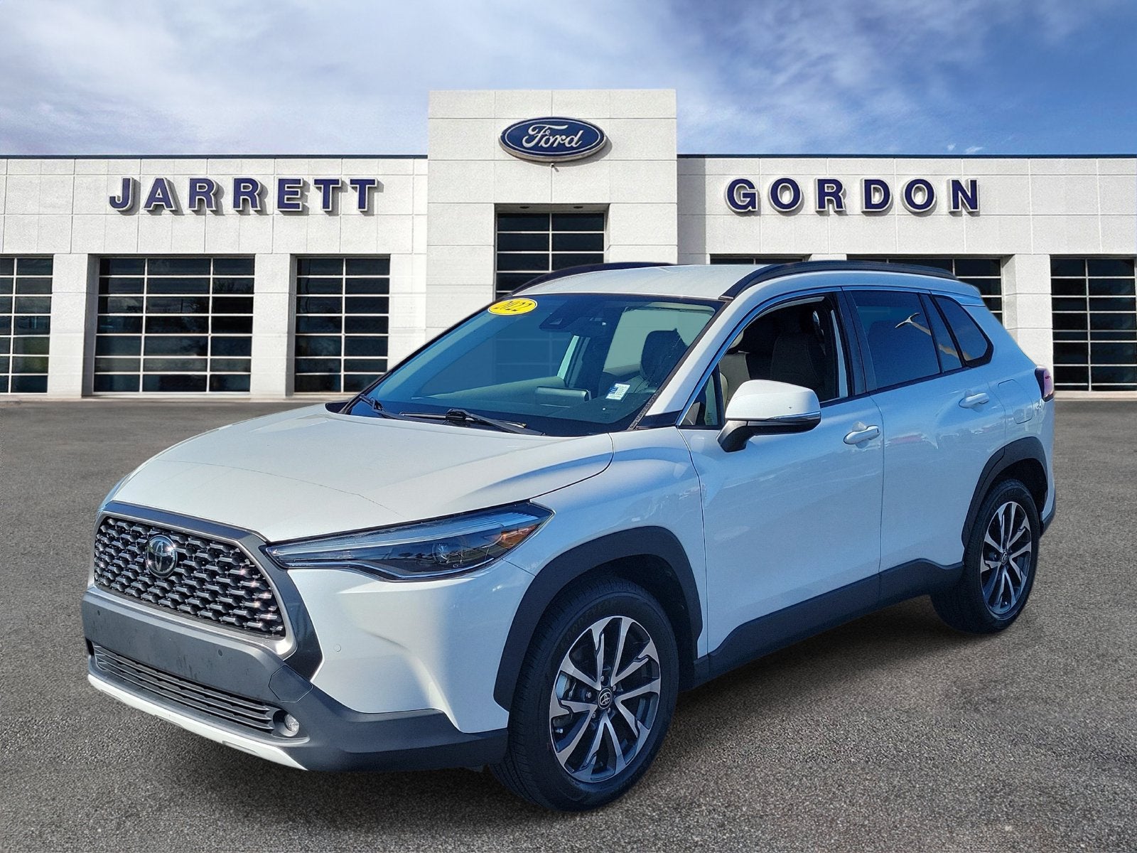 2022 Toyota Corolla Cross XLE