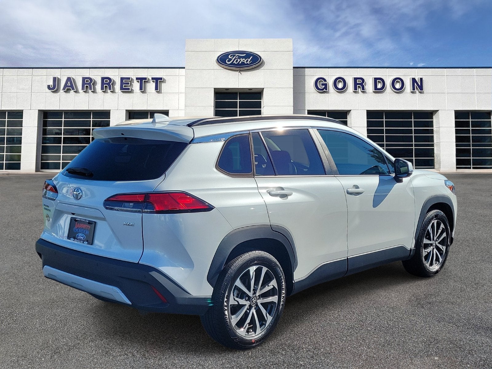 2022 Toyota Corolla Cross XLE