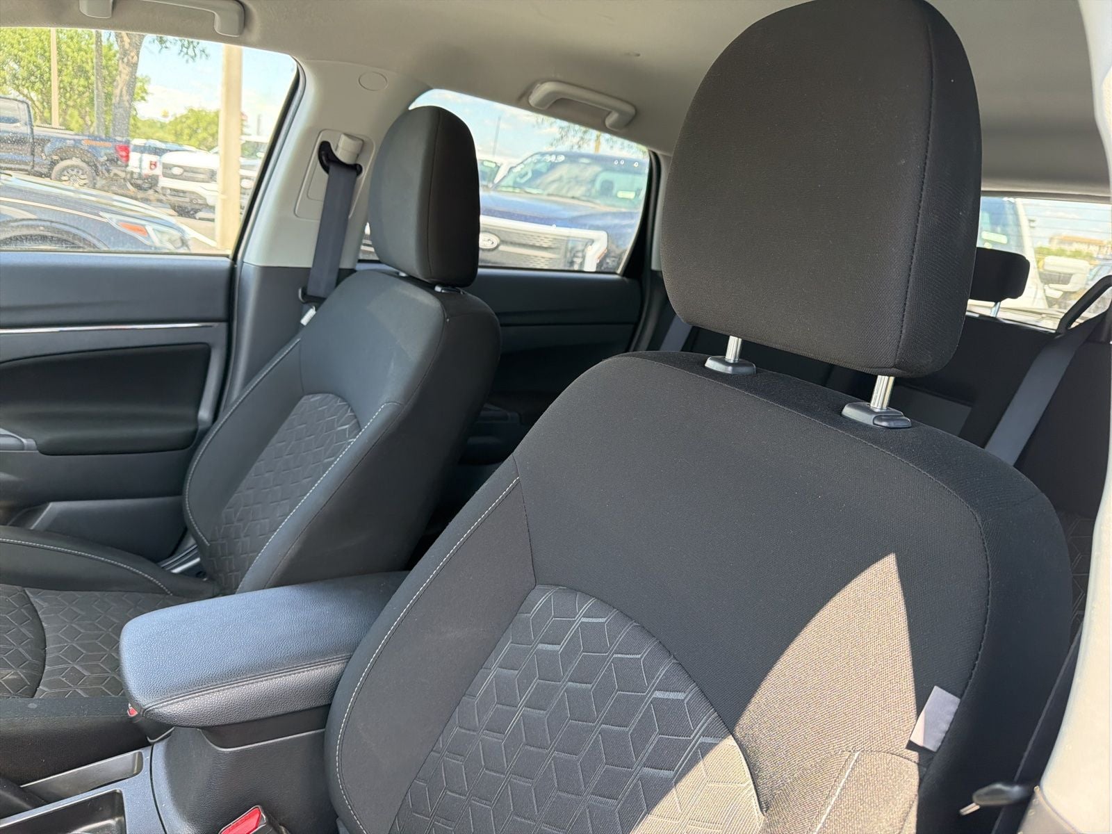 2025 Mitsubishi Outlander Sport 2.0 ES