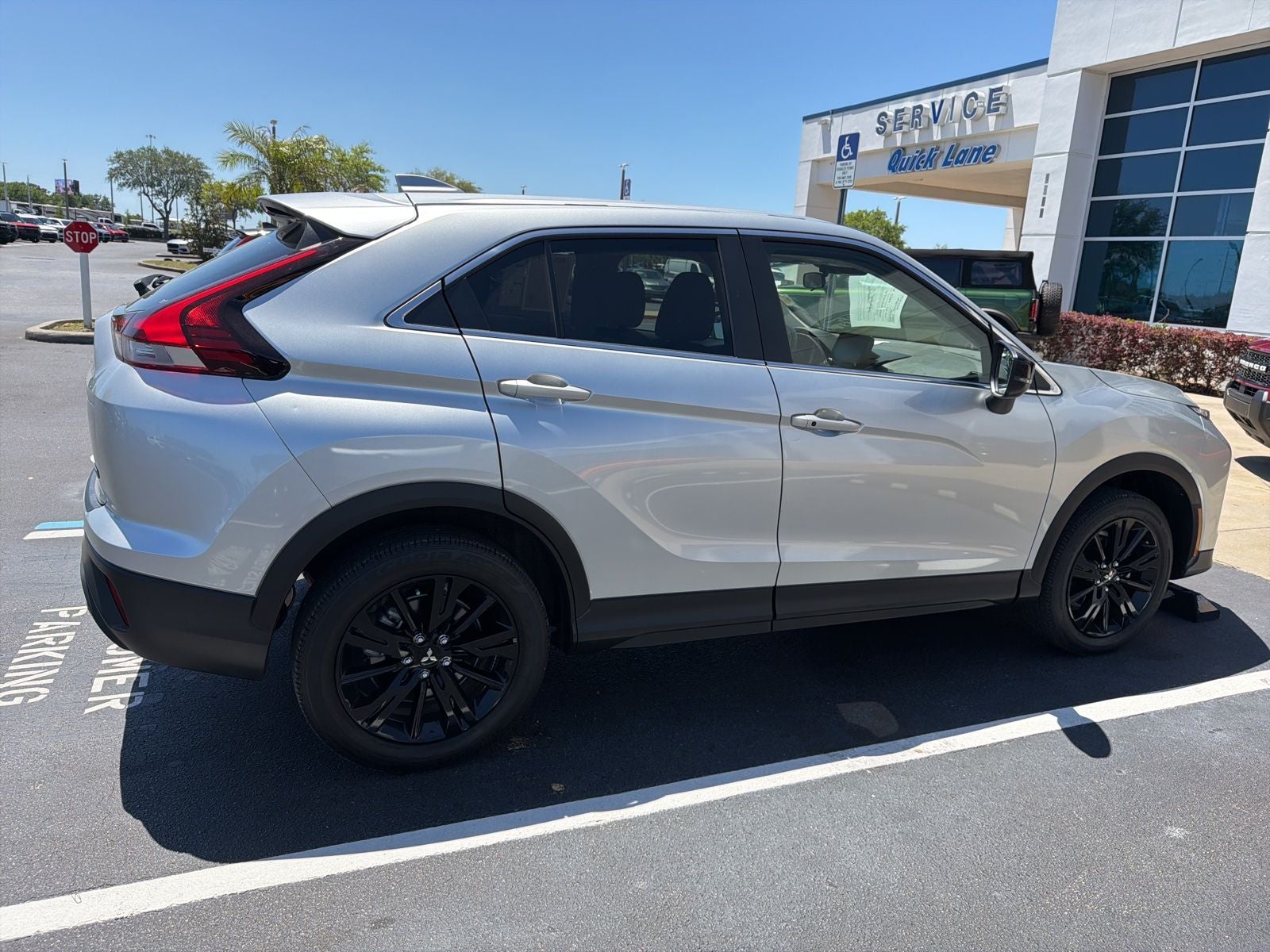 2025 Mitsubishi Eclipse Cross LE