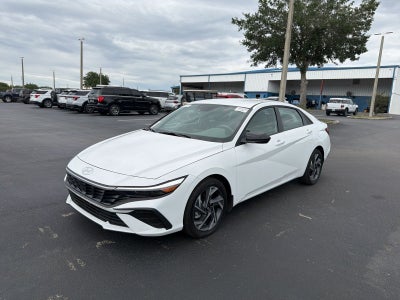 2025 Hyundai Elantra SEL Sport