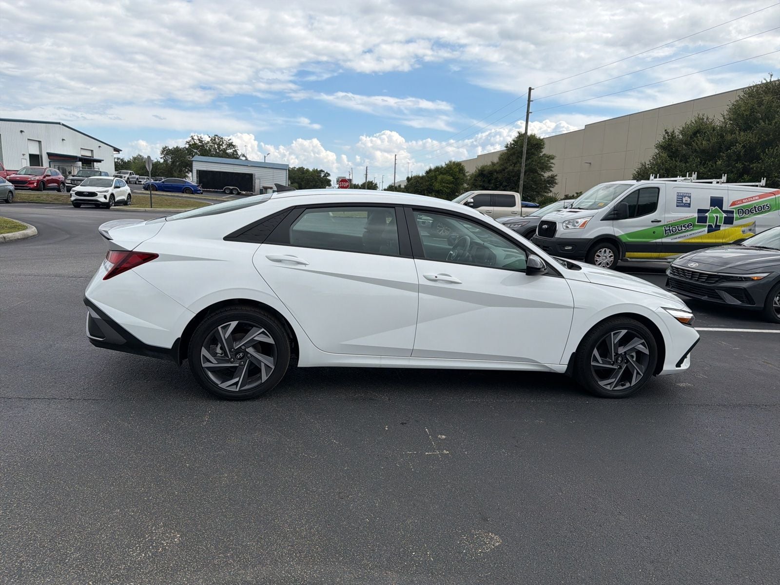 2025 Hyundai Elantra SEL Sport