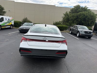 2025 Hyundai Elantra SEL Sport