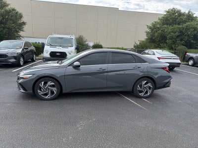 2025 Hyundai Elantra SEL Convenience