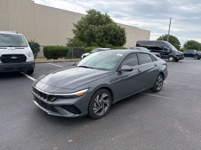 2025 Hyundai Elantra SEL Convenience