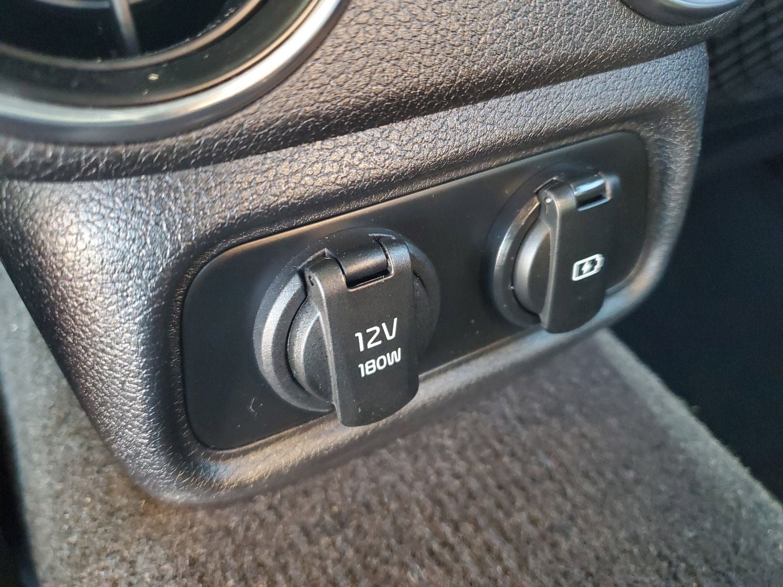 2023 Kia Stinger GT-Line