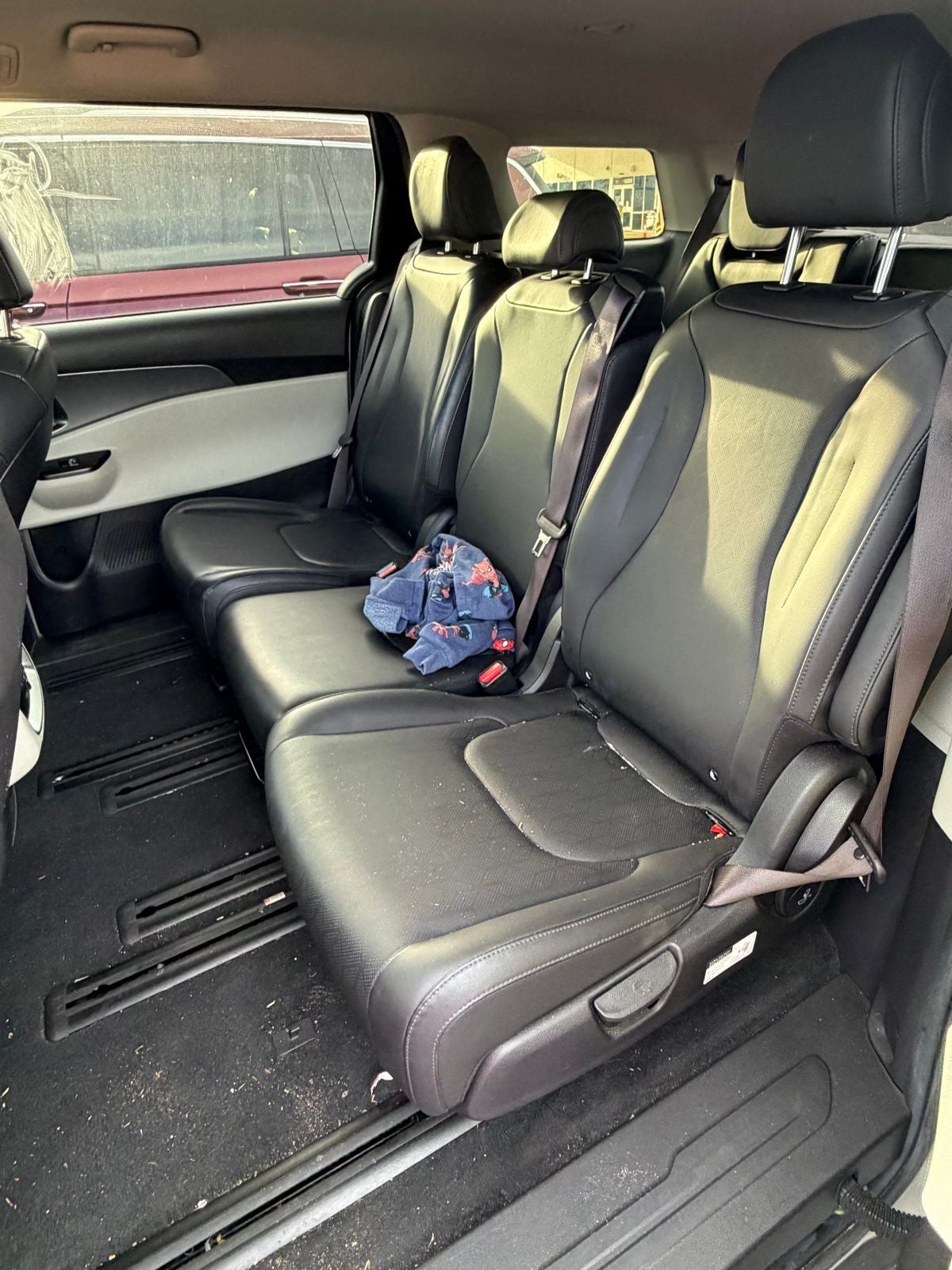 2022 Kia Carnival LXS
