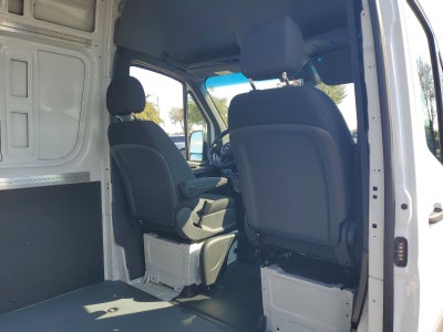 2024 Mercedes-Benz Sprinter 2500 Cargo 144 WB