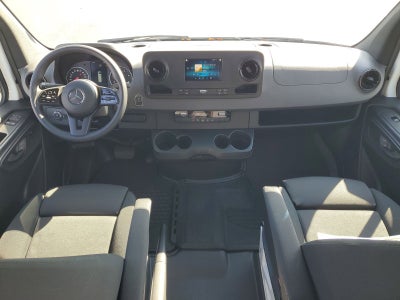 2024 Mercedes-Benz Sprinter 2500 Cargo 144 WB