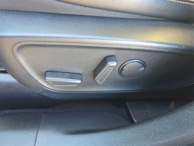 2020 Ford Escape Titanium Hybrid