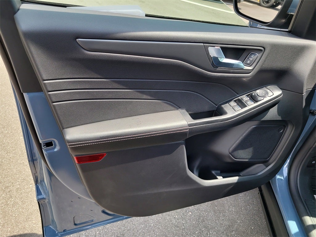 2025 Ford Escape Plug-In Hybrid Base