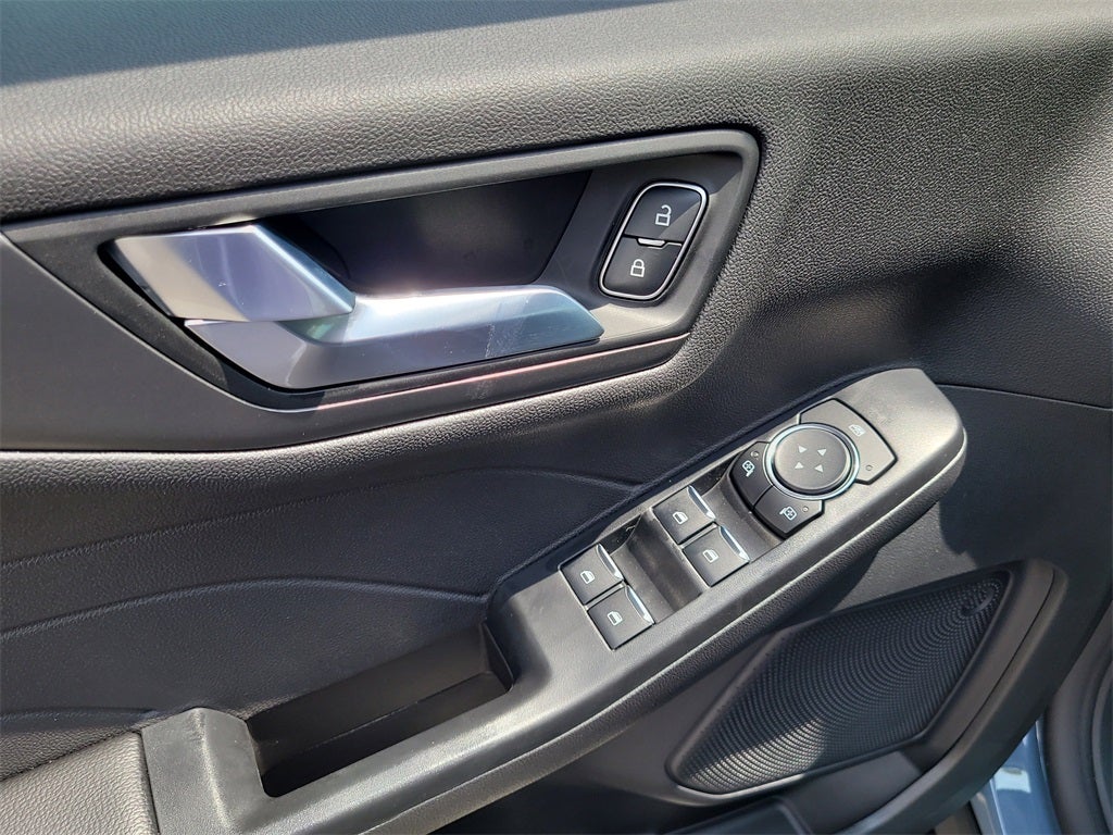 2025 Ford Escape Plug-In Hybrid Base