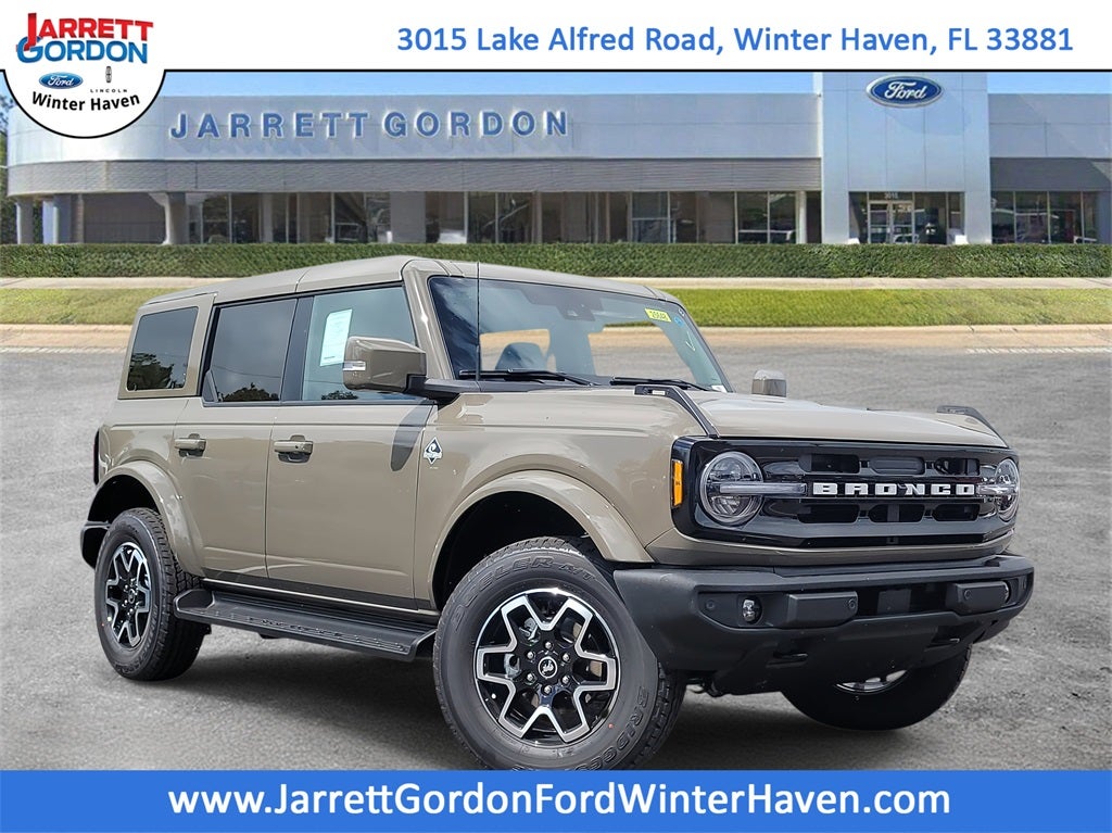 2025 Ford Bronco Outer Banks