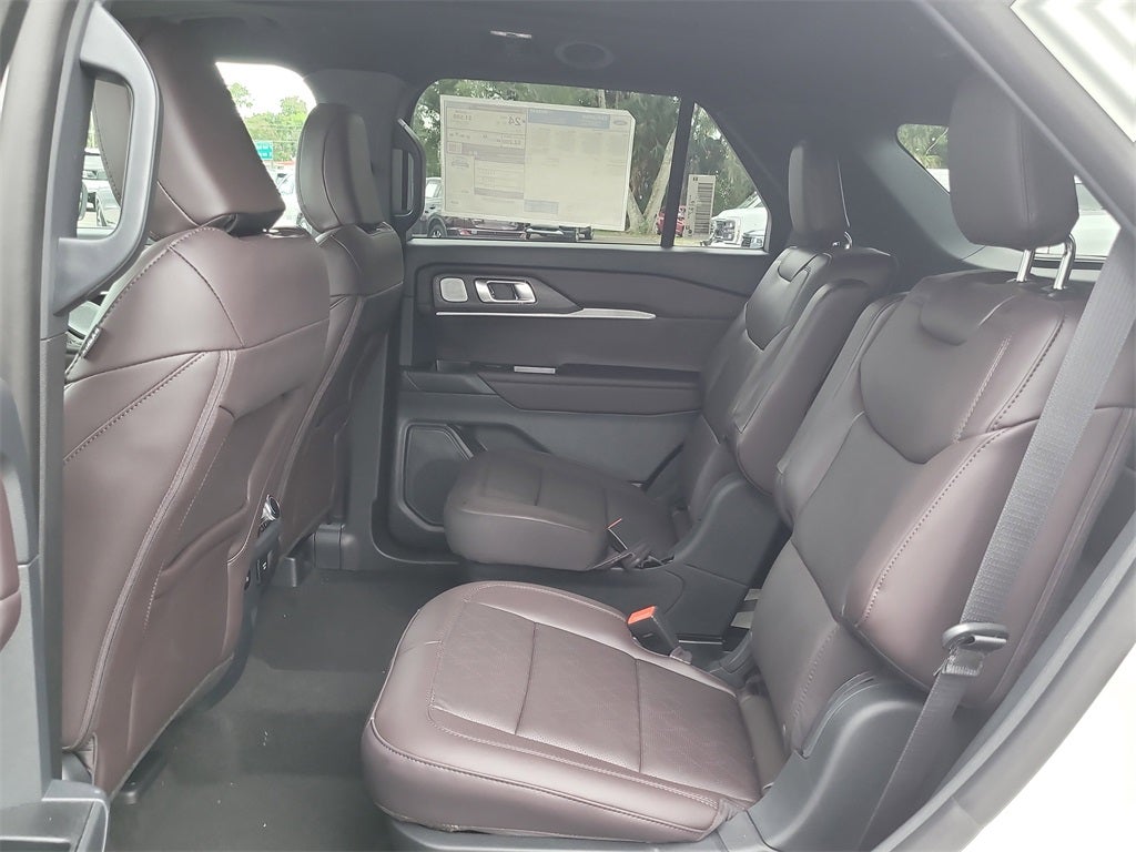 2025 Ford Explorer Platinum