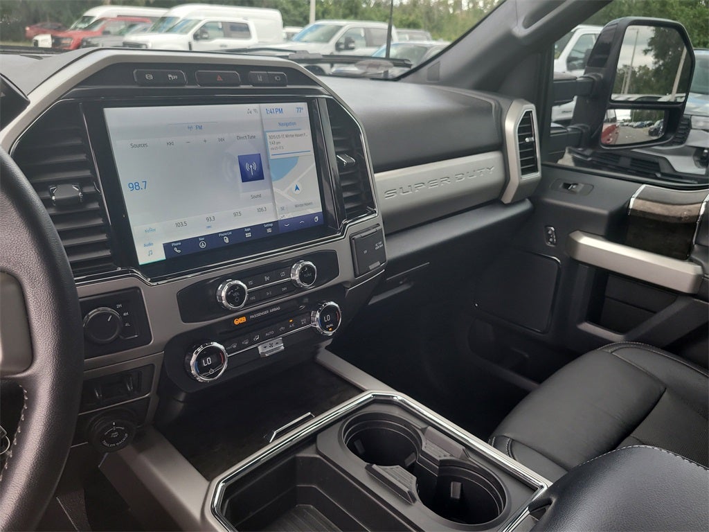 2022 Ford F-250SD Lariat