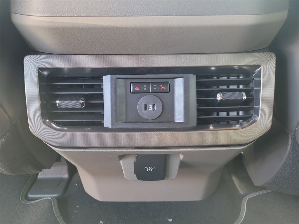 2026 Ford F-350SD Platinum DRW