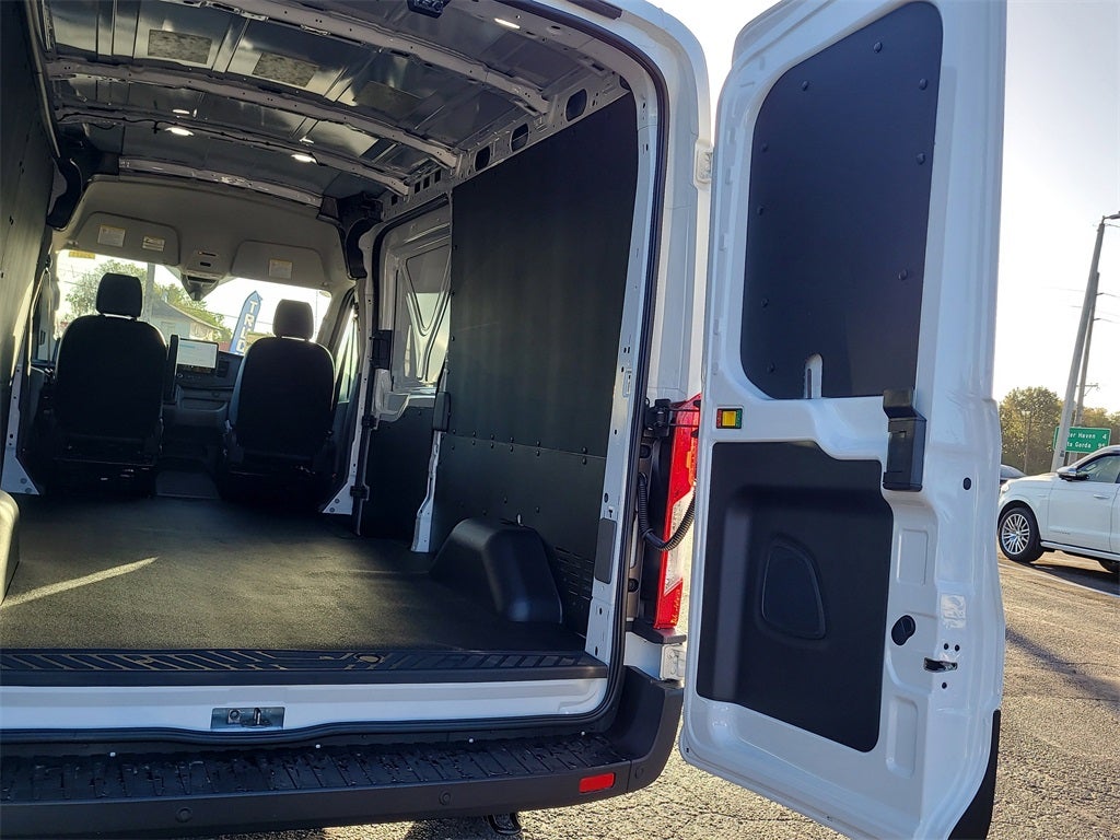 2025 Ford Transit-250 Base