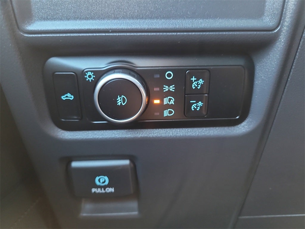 2023 Ford F-150 XL STX