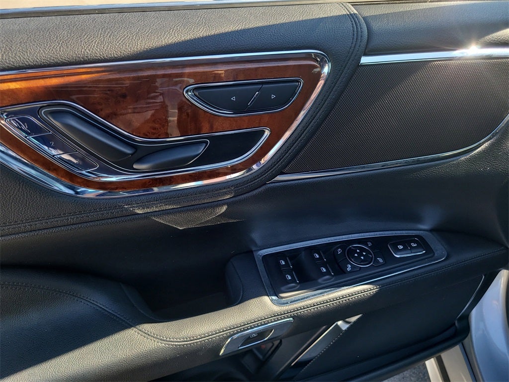 2020 Lincoln Continental Standard